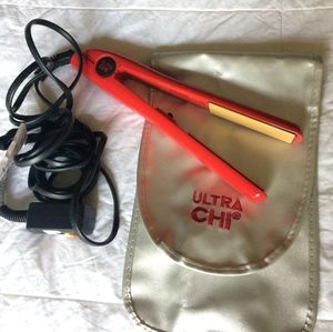 Chi Red Straightener